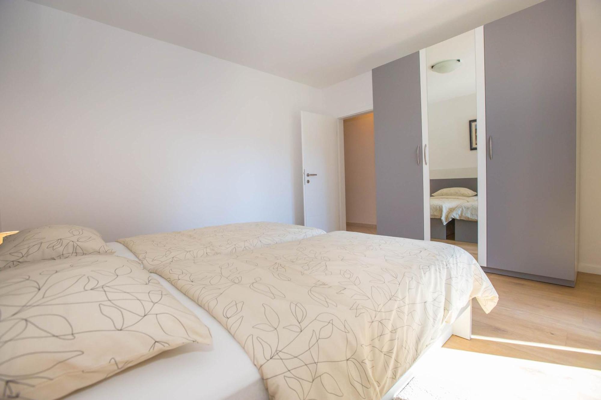 Apartments Marija Funtana Buitenkant foto